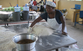 0644-01-10 Preparing cereal