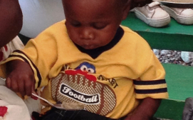 0644-01-10 Child eating cereal